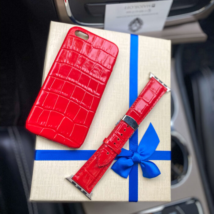 Чехол iPhone и ремешок Apple Watch под крокодила сет красный