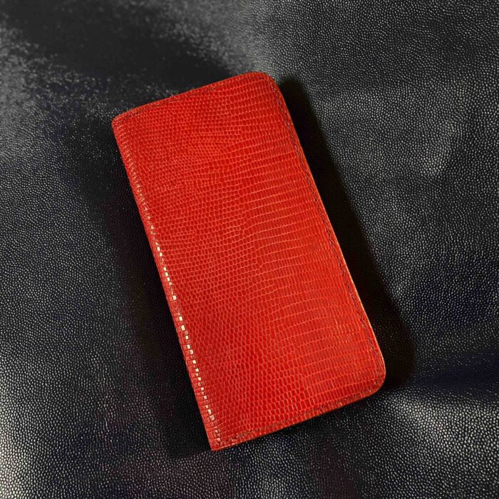 Чехол-книжка для iPhone кожаный красный