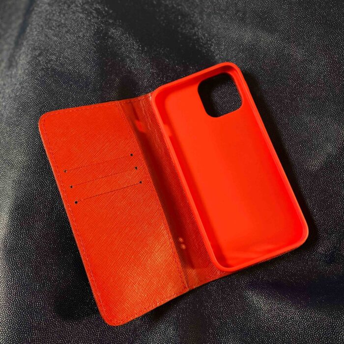 Чехол-книжка для iPhone кожаный красный