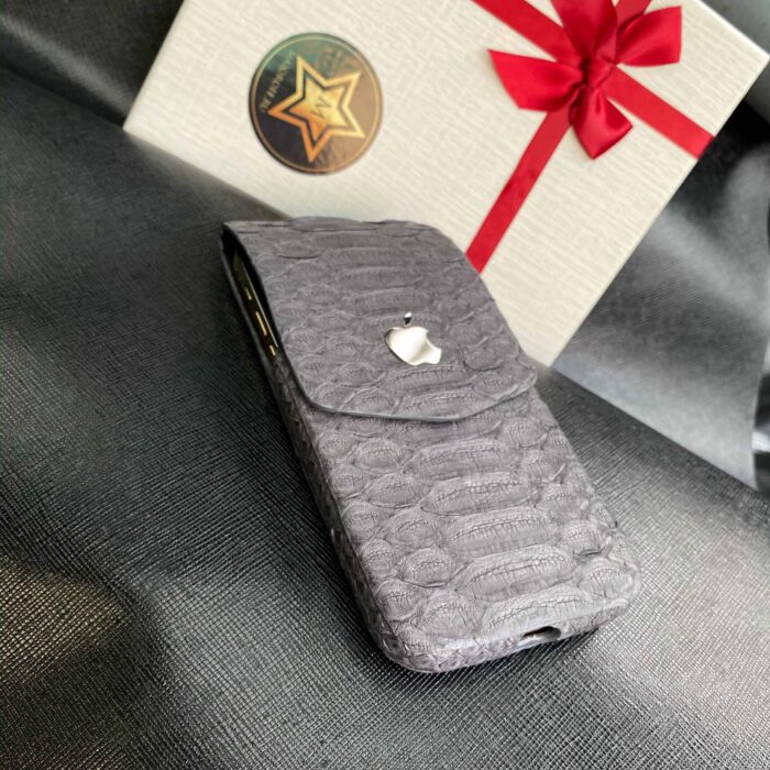 Чехол-карман для iPhone кожаный серый с логотипом яблочко