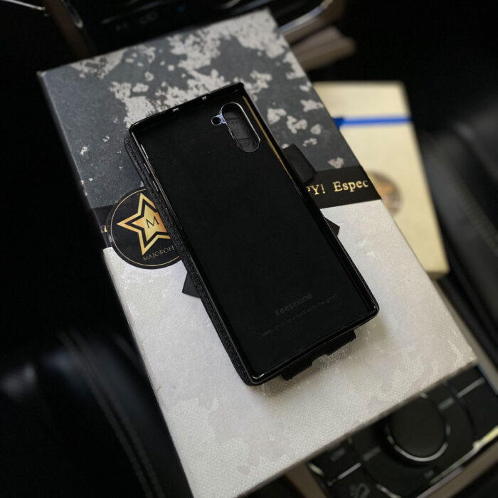 Чехол-флип для Samsung черный кожаный с инициалами