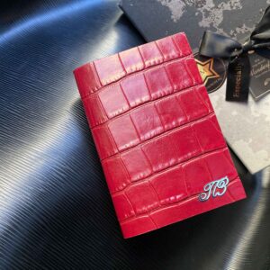 Обложка на паспорт бордовая кожаная с инициалами