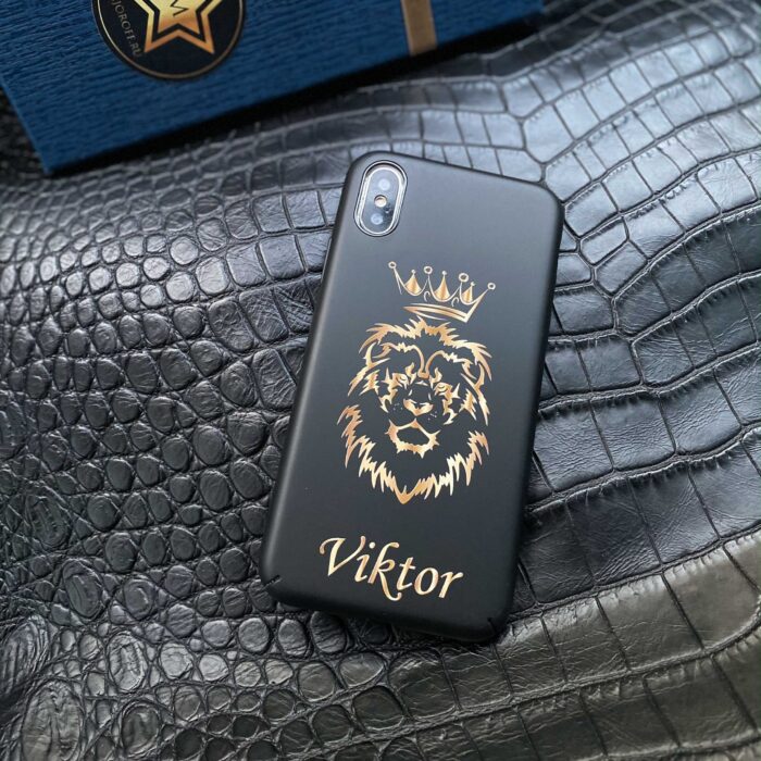 Чехол для iPhone с принтом Лев с короной
