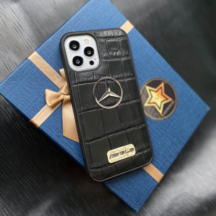 Чехол для iPhone из кожи под крокодила черный с логотипом Mercedes и табличкой AMG