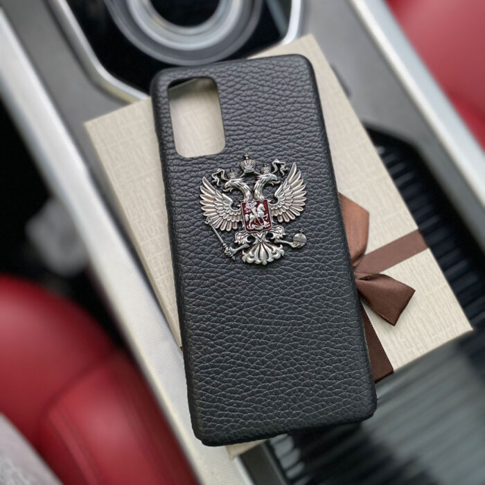 Кожаный чехол черный для Samsung с гербом России