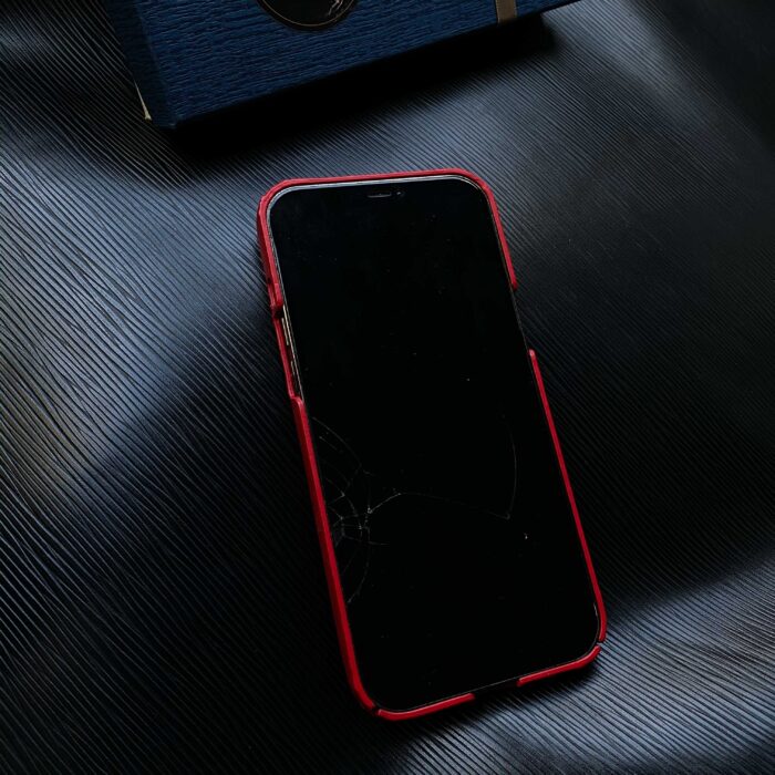 Чехол для iPhone из кожи красный