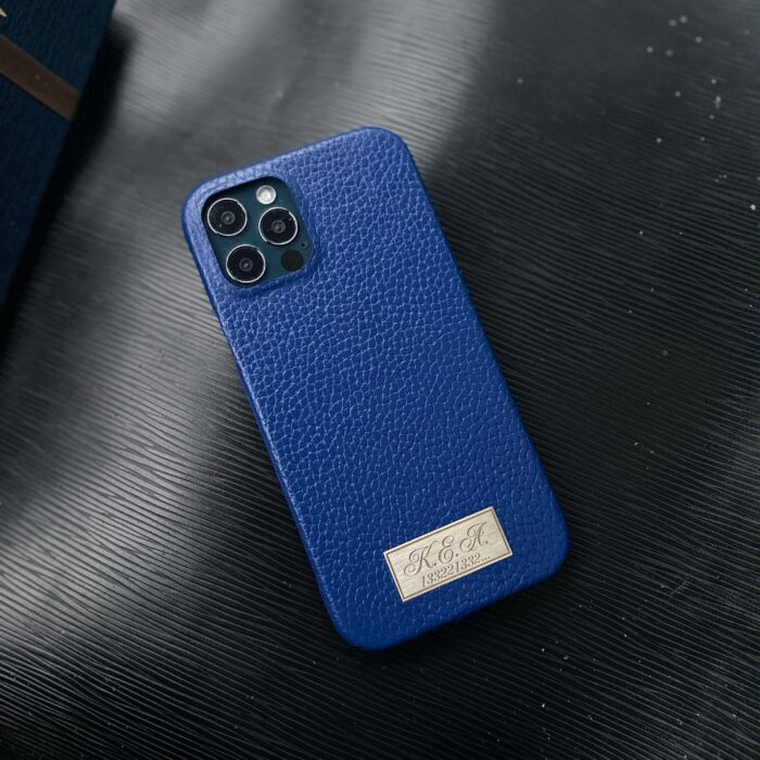 Чехол для iPhone кожаный синий с именной табличкой