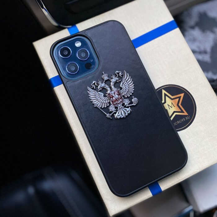 Чехол для iPhone из черной кожи с гербом РФ
