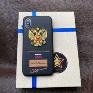 Именной чехол для iPhone с гербом России черный