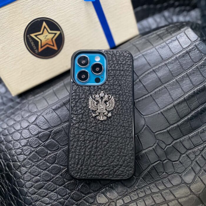 Чехол для iPhone из кожи акулы черный с гербом РФ