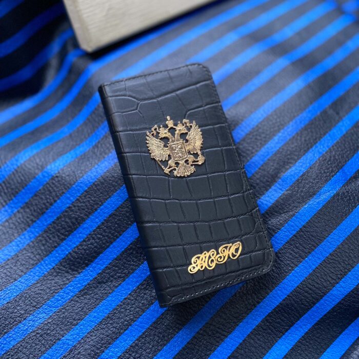Чехол-книжка для iPhone кожаный черный с гербом России и инициалами