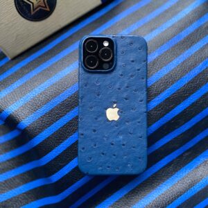 Чехол для iPhone из кожи страуса синий с логотипом Яблочко