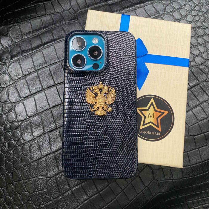 Чехол для iPhone из игуаны синий с гербом России