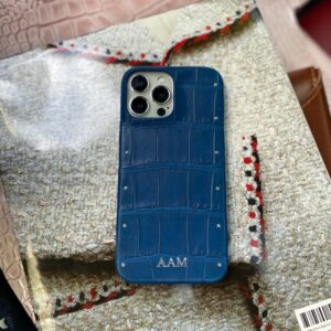 Чехол для iPhone из крокодила синий с болтами