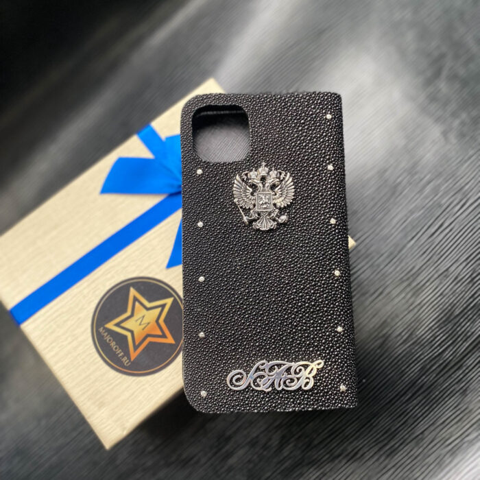 Чехол-книжка для iPhone из ската с гербом России