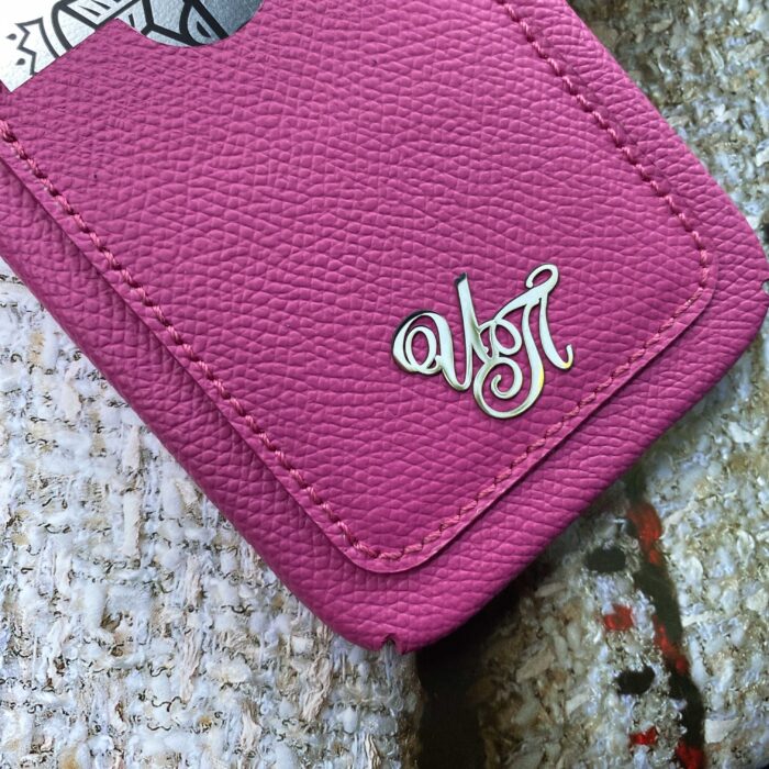 Чехол для iPhone розовый с карманом