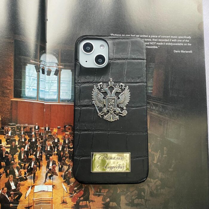 Чехол для iPhone 13 кожаный с гербом