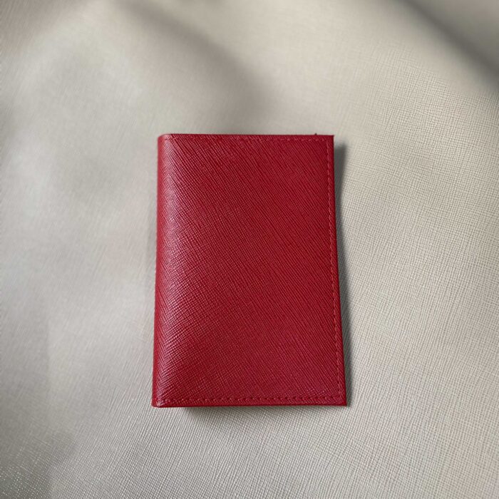 Обложка на паспорт кожаная красная