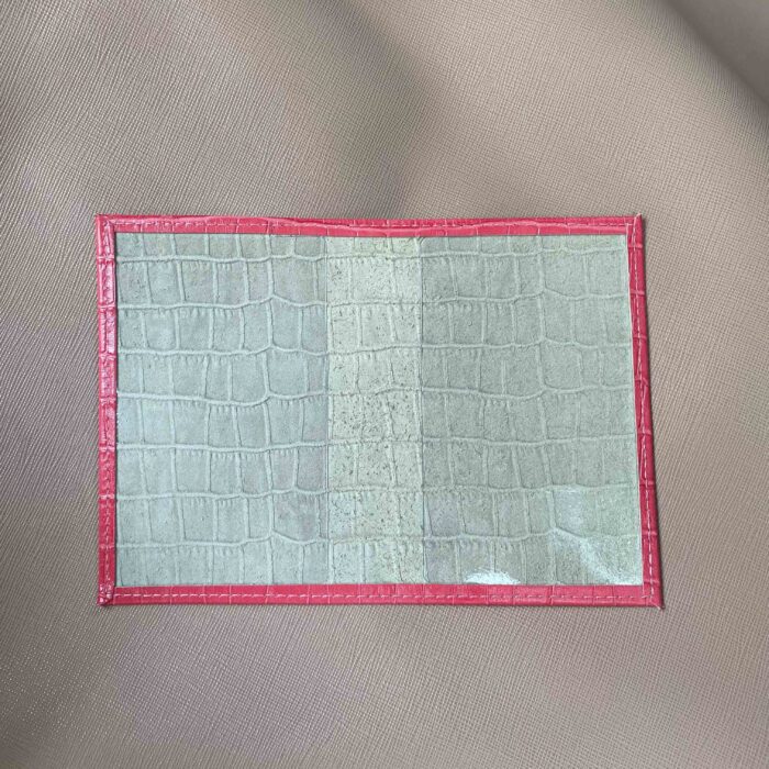 Обложка на паспорт под крокодила розовая