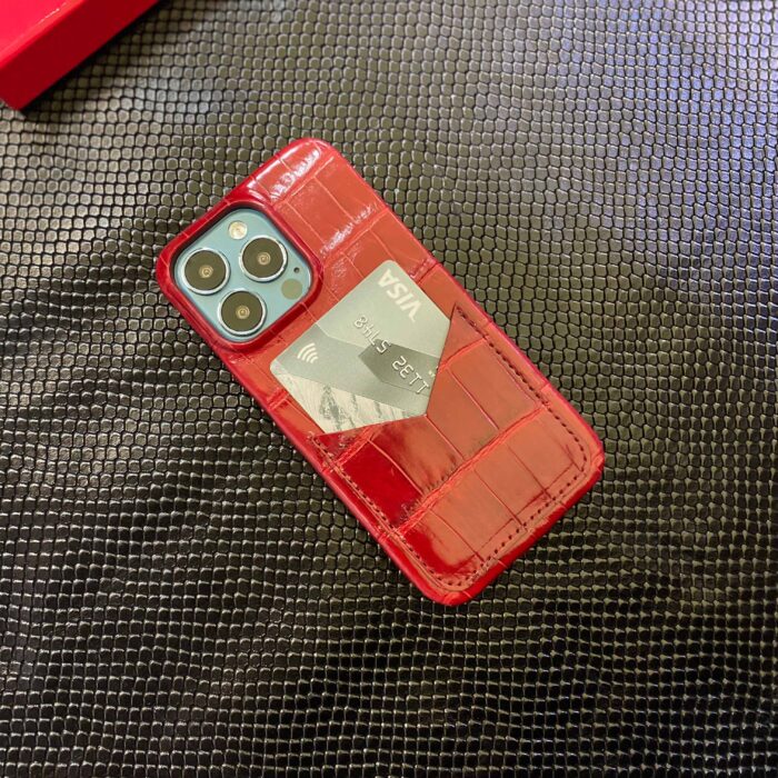Чехол для iPhone красный крокодил с карманом