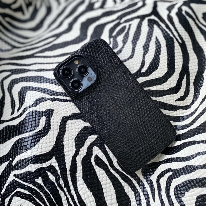 Чехол для iPhone из кожи игуаны черный