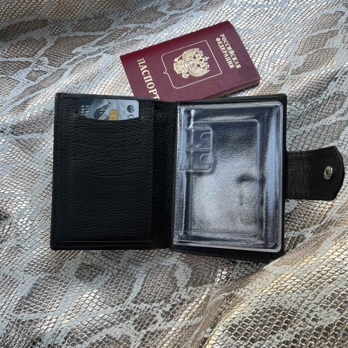 Портмоне для паспорта и автодокументов коричневое