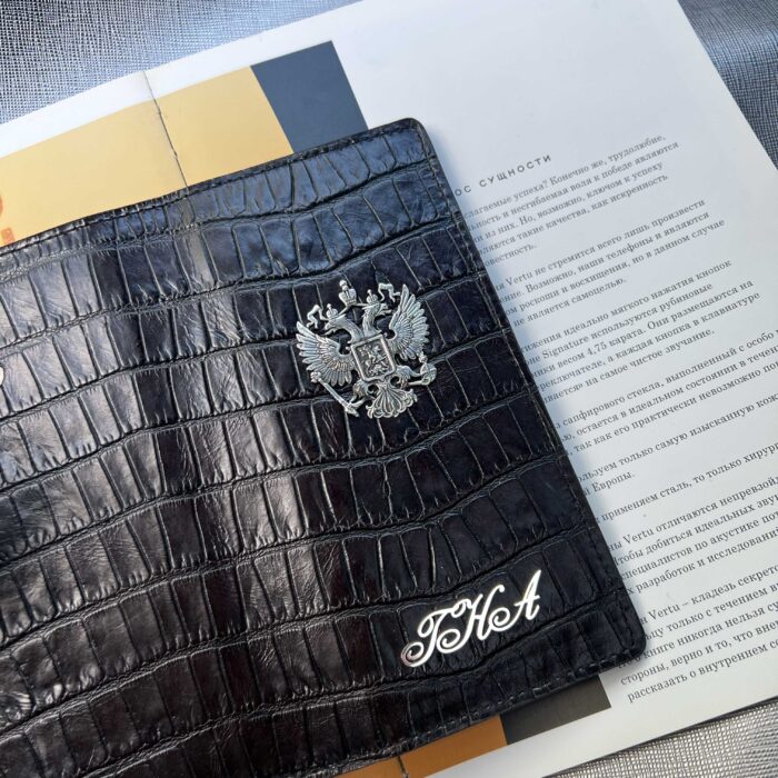 Чехол-книжка для Samsung из кожи с гербом
