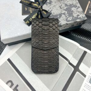 Чехол-карман для iPhone 15 Pro Max из питона черный